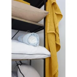 L'Officiel InteriorsPlaid en coton ocre - Les basiques