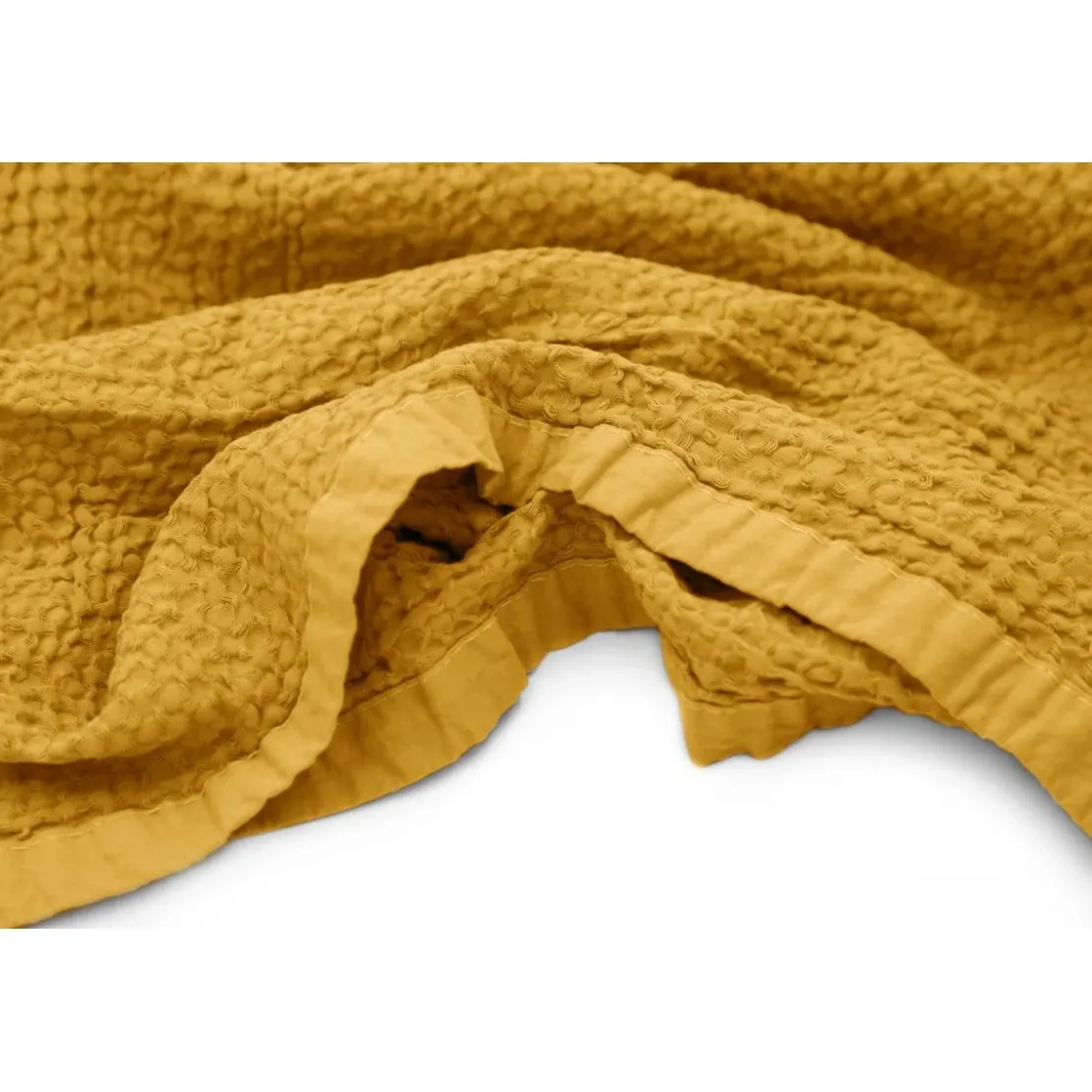 L'Officiel InteriorsPlaid en coton ocre - Les basiques