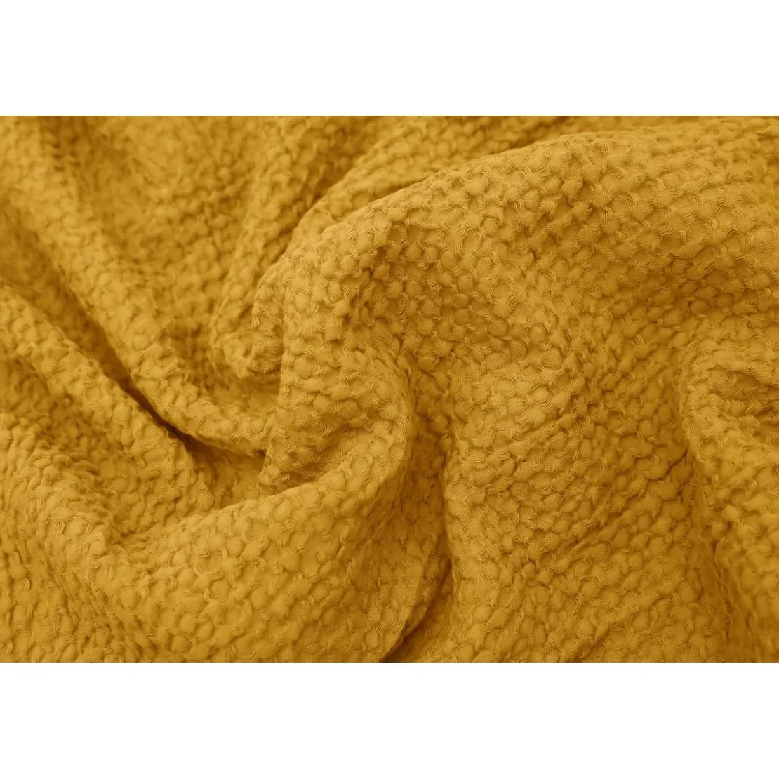 L'Officiel InteriorsPlaid en coton ocre - Les basiques
