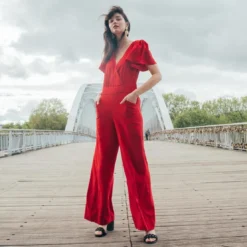 Naf NafL'Amoureuse combinaison collection capsule 3 SUISSES X NAF NAF rouge en viscose