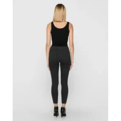 OnlyDébardeur Col rond Sans manches Coupe plus longue noir en coton Yas