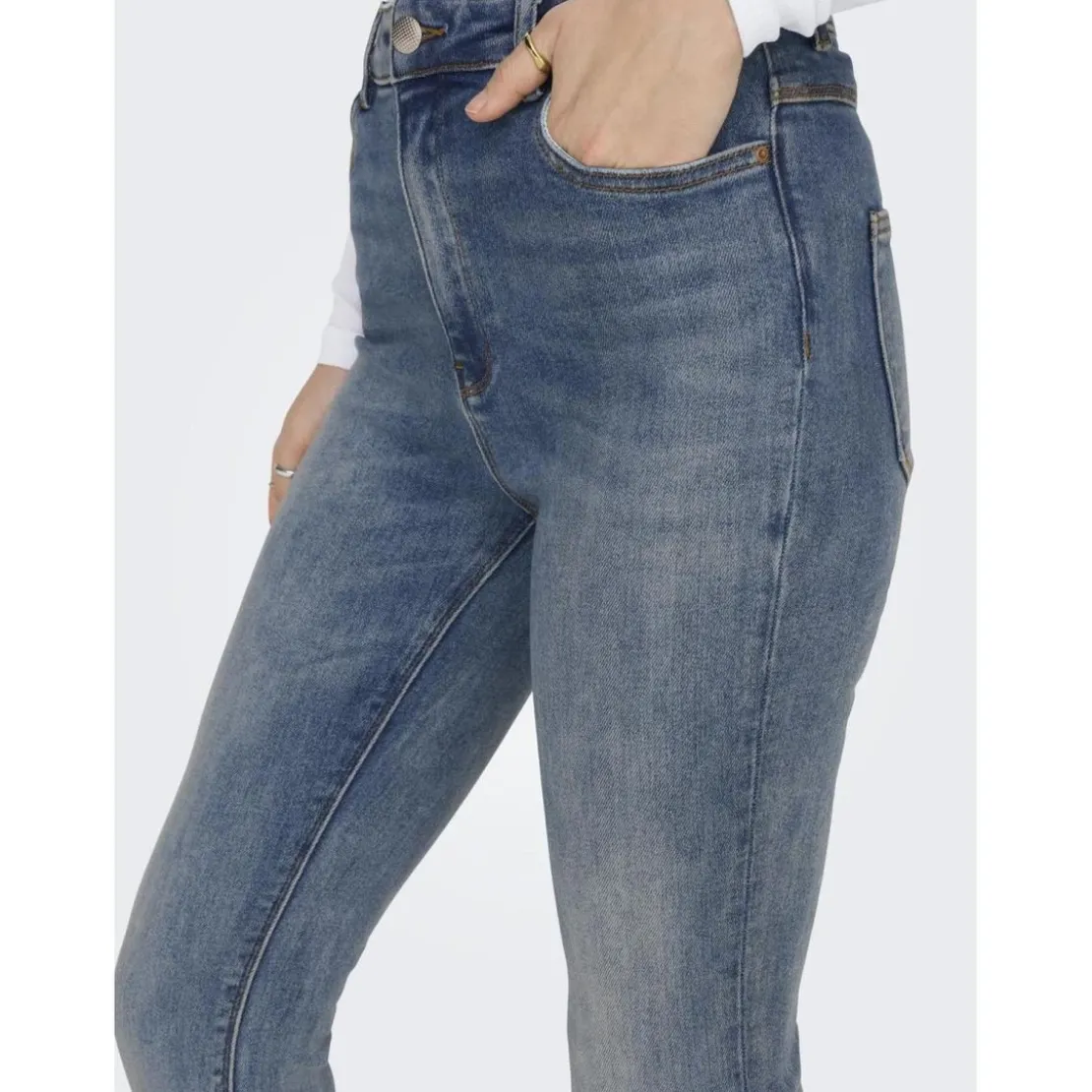 OnlyOnlmila Hw Flared Dnm Bj139 Noos bleu denim en coton Isa