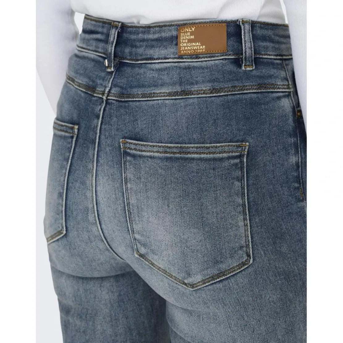 OnlyOnlmila Hw Flared Dnm Bj139 Noos bleu denim en coton Isa