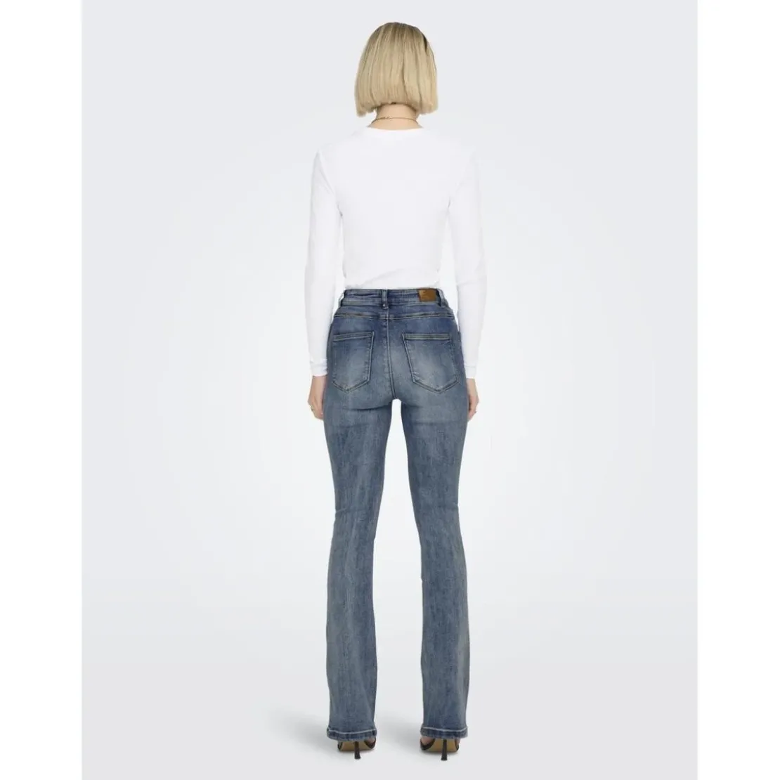 OnlyOnlmila Hw Flared Dnm Bj139 Noos bleu denim en coton Isa