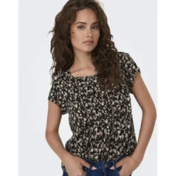 OnlyTop col rond manches courtes noir Queen