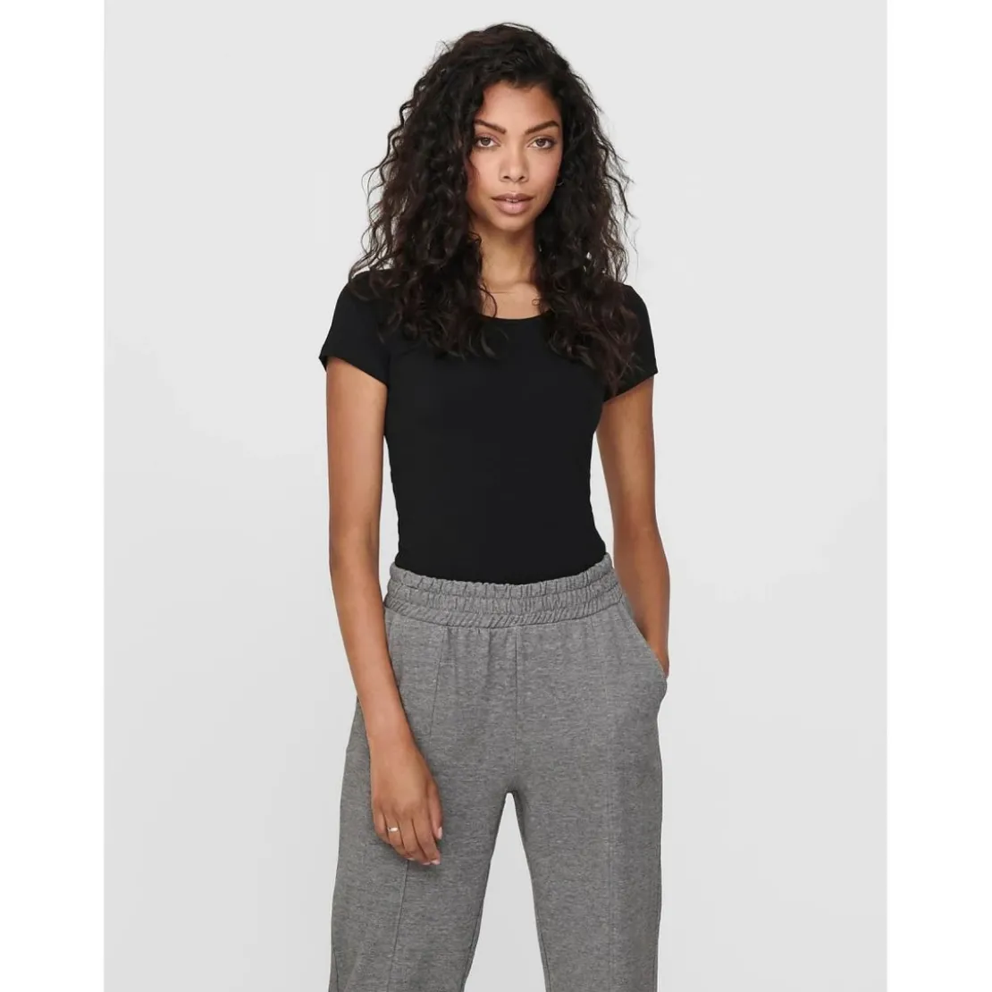 OnlyTop Col rond Manches courtes noir en coton