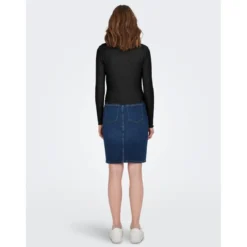 OnlyTop Col rond Manches longues Volants noir Tess