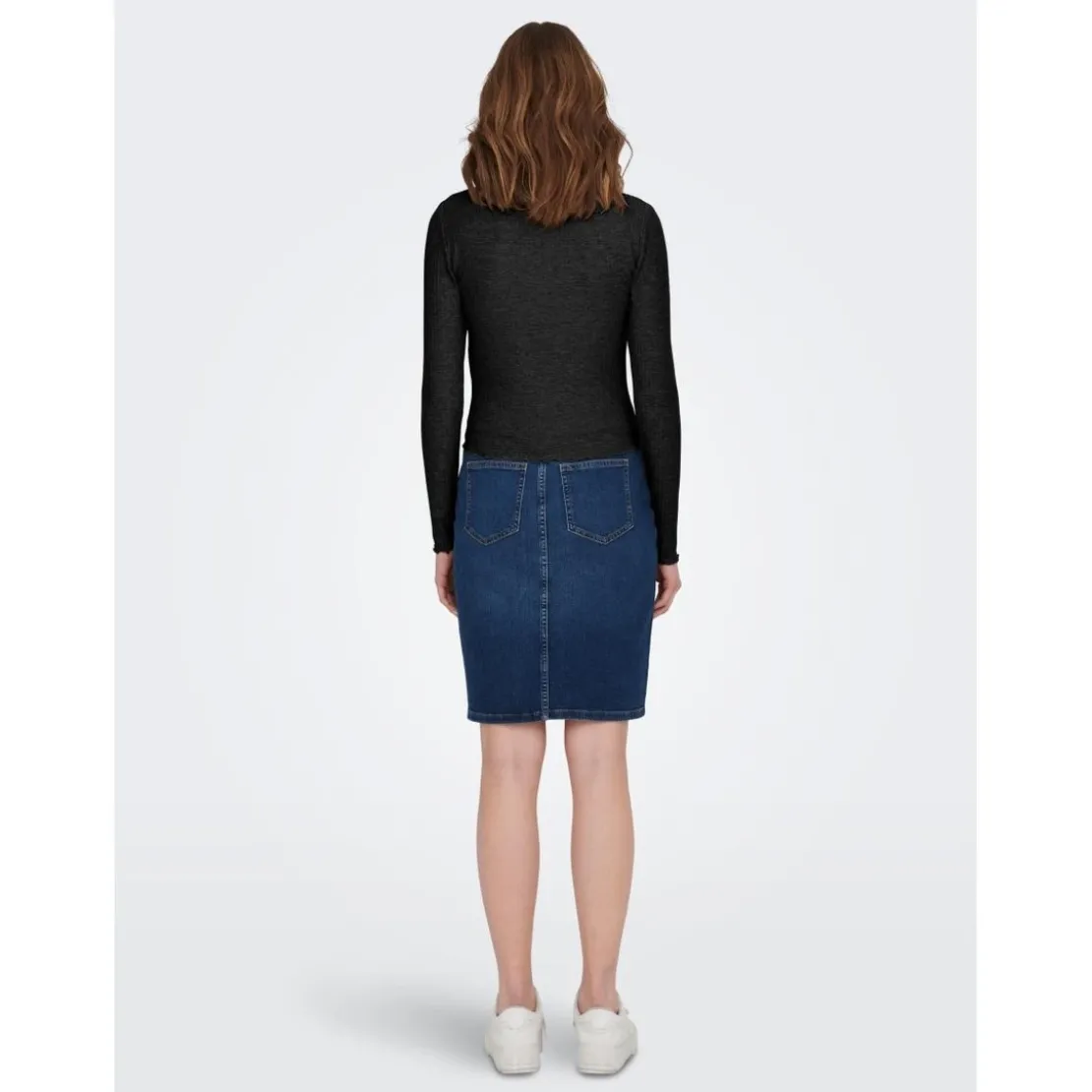 OnlyTop Col rond Manches longues Volants noir Tess