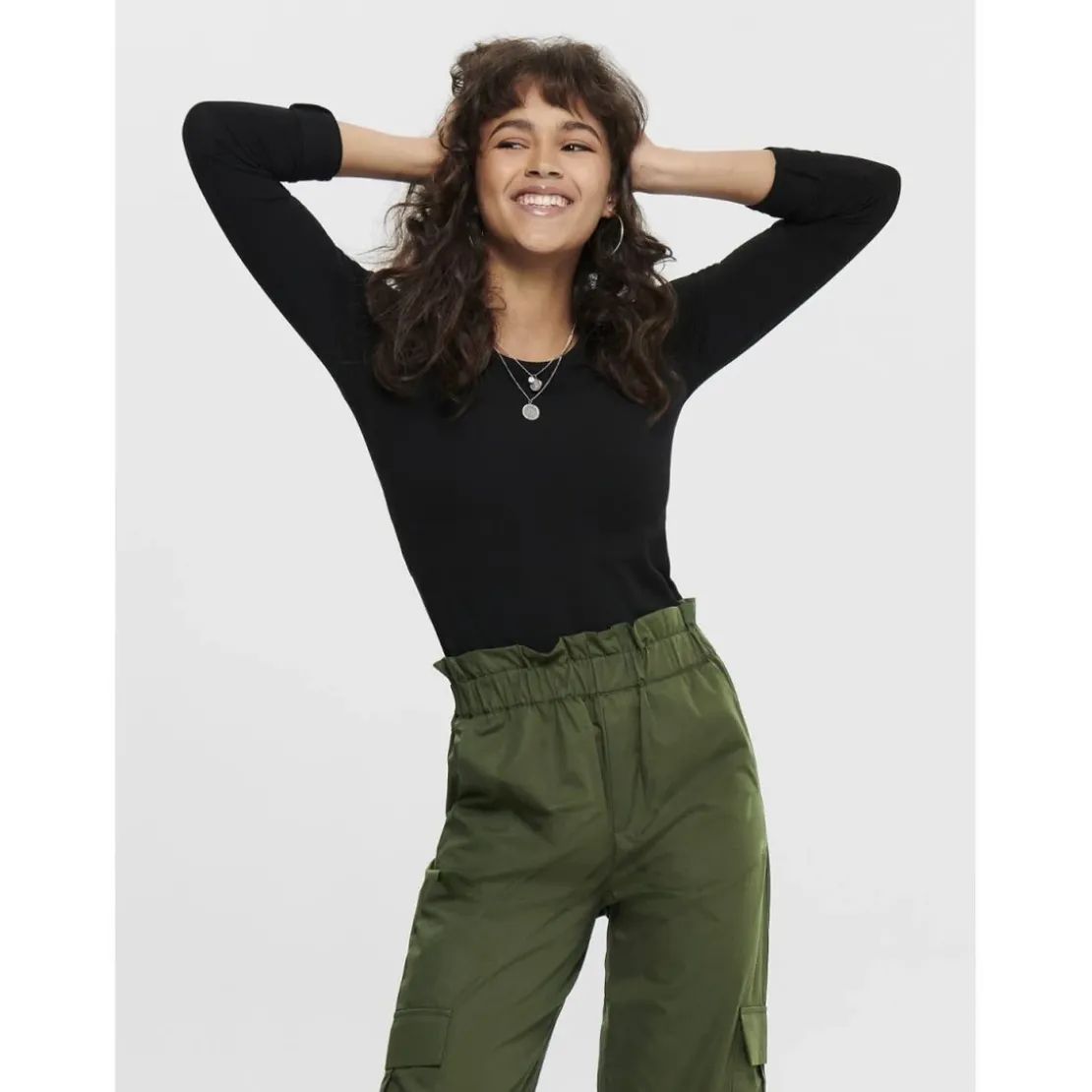 OnlyTop col rond manches longues noir en coton Gaia