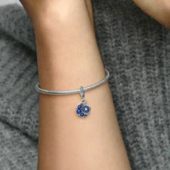 PandoraCharm Pendant Rotatif Lune Scintillante - Pandora Moments
