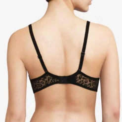 PassionataSoutien-gorge Plongeant Armatures - Noir NICOLE Passionata - NICOLE