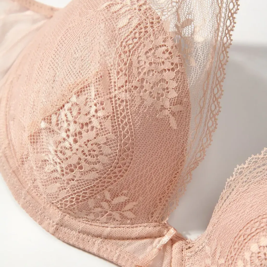 PassionataSoutien-gorge plongeant à armatures - Rose- Maddie