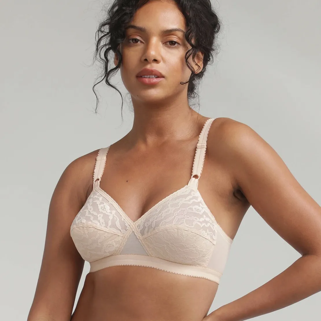 PlaytexSoutien Gorge Emboitant - Beige- CŒUR CROISE CLASSIQUE