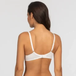 PlaytexSoutien-gorge emboitant armatures Blanc - Essential Elegance Playtex- ESSENTIAL ELEGANCE BRODERIE