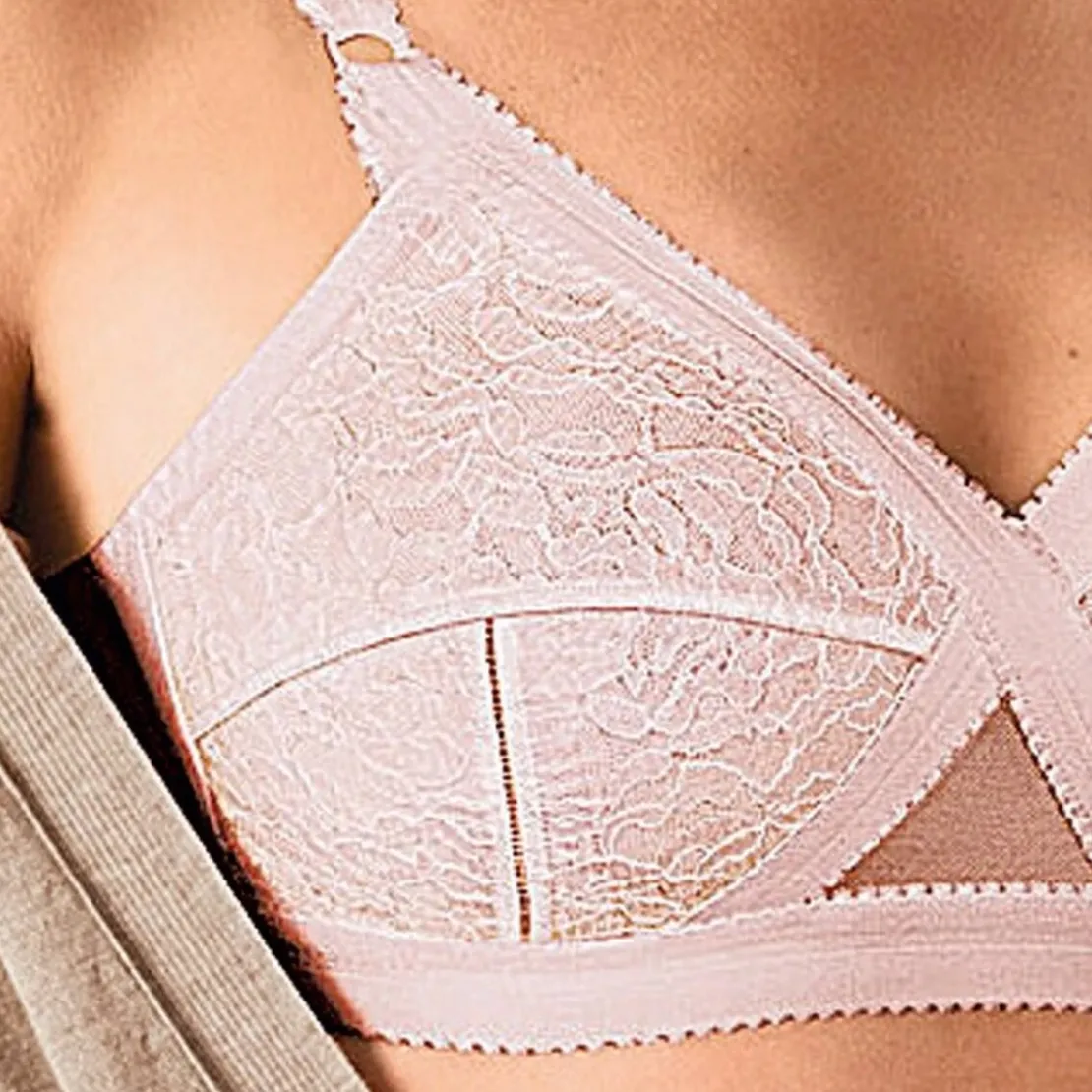 PlaytexSoutien gorge sans armatures Cœur croisé classique de Playtex - Beige