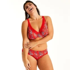 Pomm PoireSoutien-gorge à armatures rouge Rouge