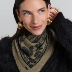 Püre CachemireECHARPE BANDANA TIGER kaki en cachemire