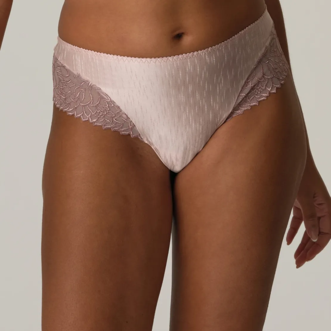 Prima Donnastring luxueux rose- string luxueux