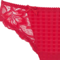 Prima DonnaString - Rouge Madison- MADISON