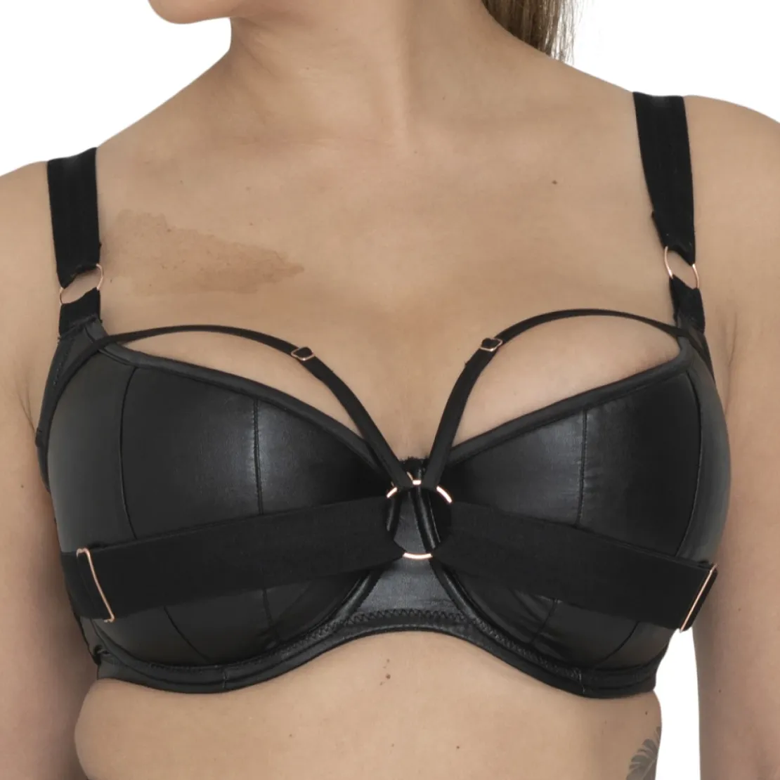 ScantillySoutien-gorge corbeille armatures demi-sein noir en viscose- Harnessed