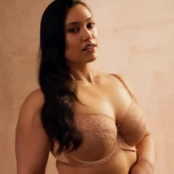 SculptresseSoutien-gorge emboitant armatures beige- Estel