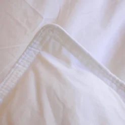 SeleniaCouette Chaude 90% Duvet 250 gr/m² PLOMA
