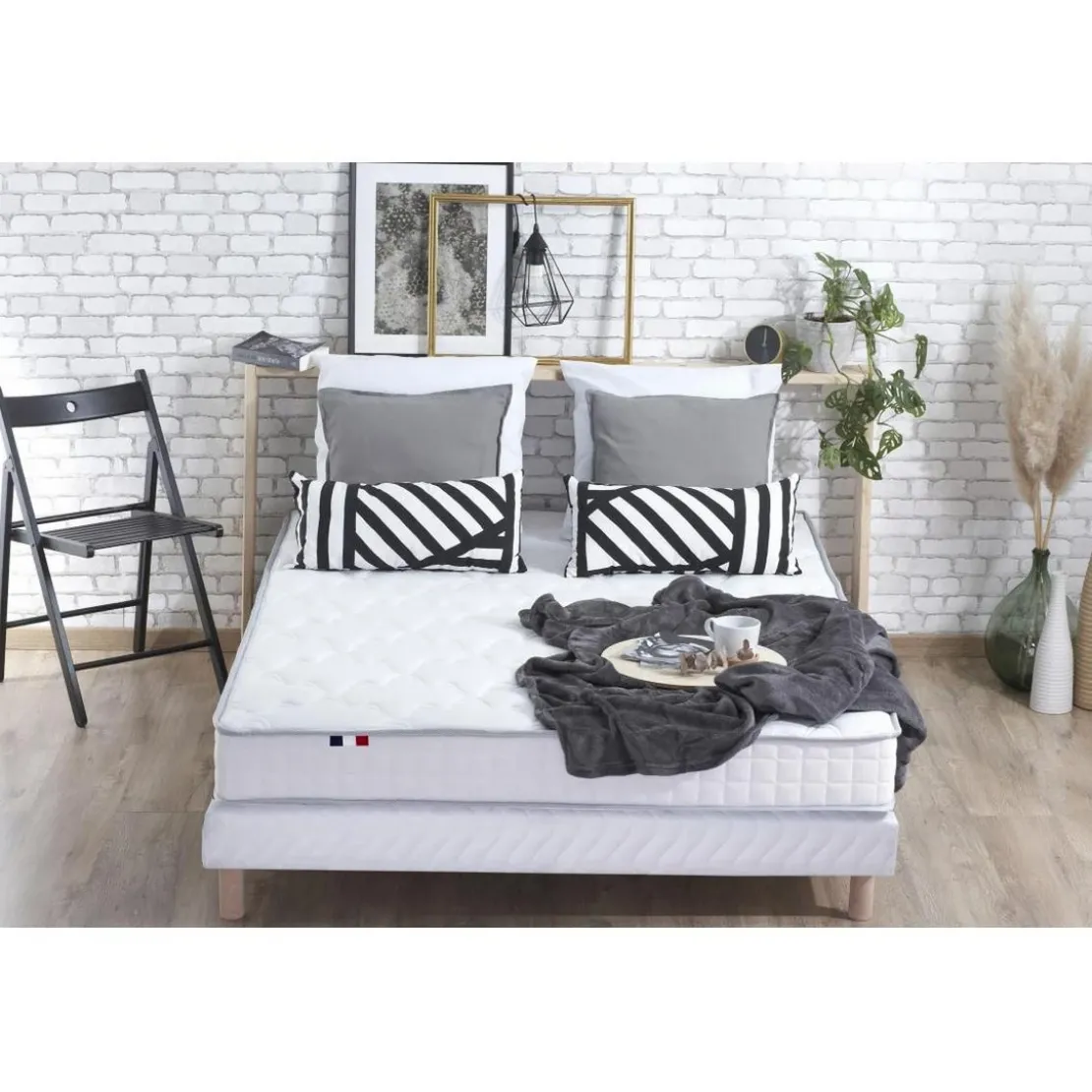 SeleniaEnsemble Matelas 100% latex 3 zones NUDE et Sommier Blanc