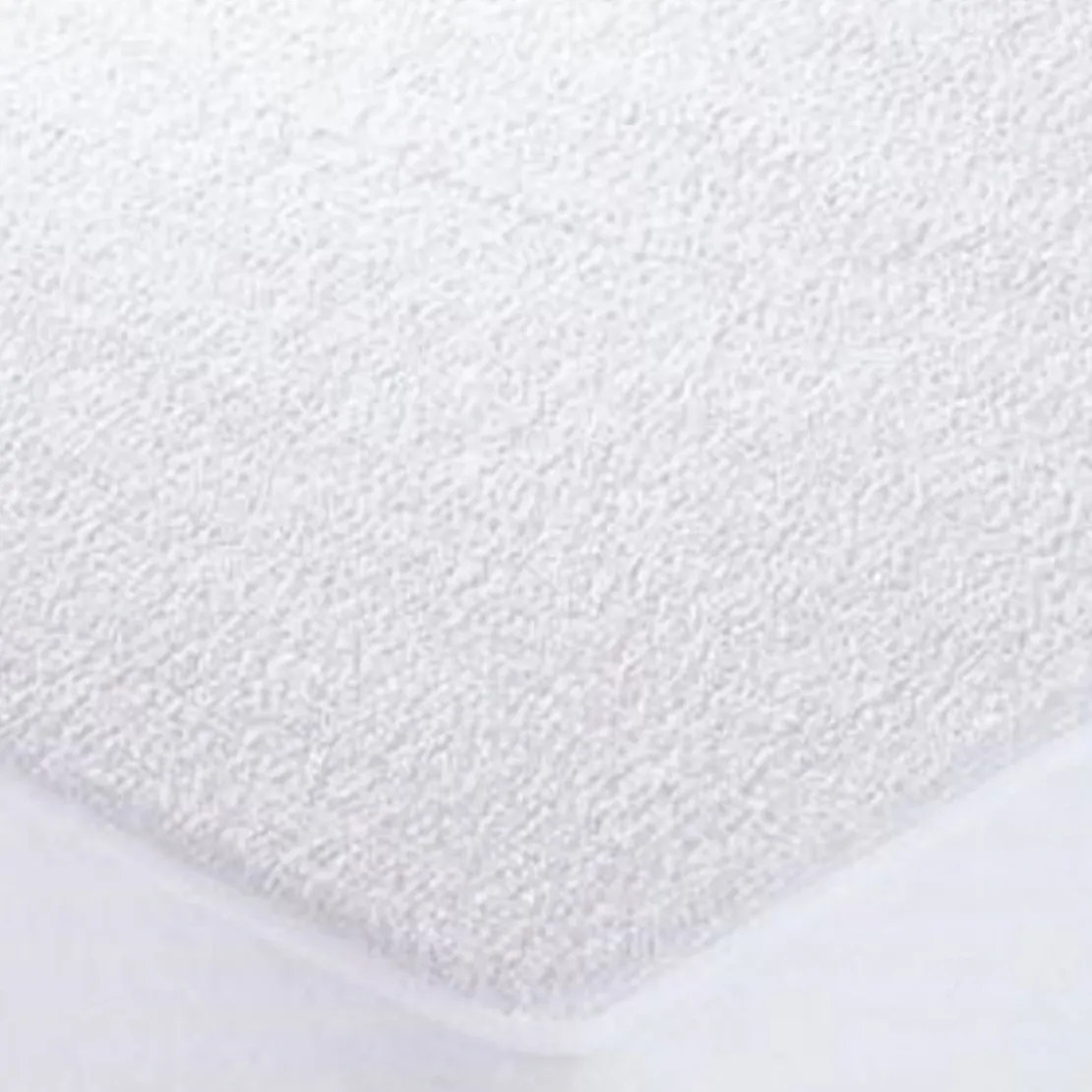 SeleniaProtège-matelas En Eponge Imperméable MARISOL