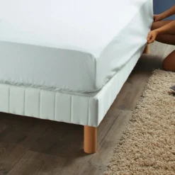 SeleniaProtège-matelas imperméable forme drap-housse SELENIA en jersey extensible avec film PU - Blanc