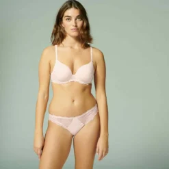 Simone PérèleCulotte en dentelle - REVE