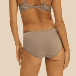 Simone PérèleCulotte taille haute- Caresse