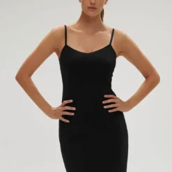 Simone PérèleFond de robe Noir- ESSENTIEL