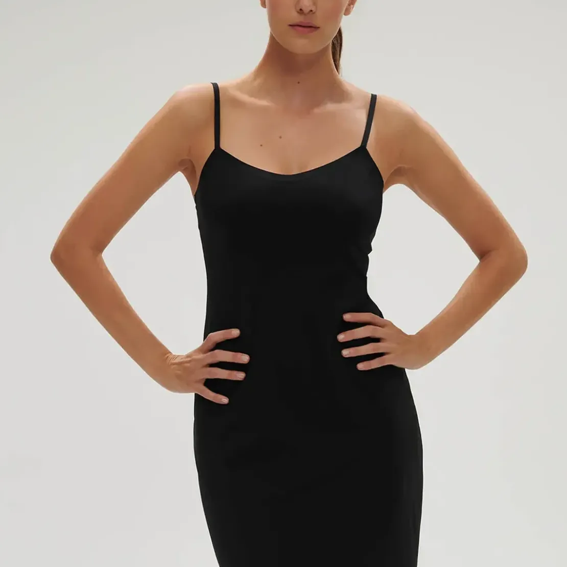 Simone PérèleFond de robe Noir- ESSENTIEL
