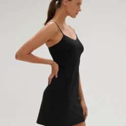 Simone PérèleFond de robe Noir- ESSENTIEL