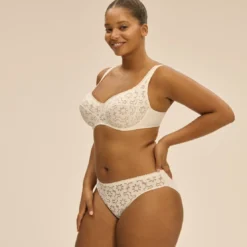 Simone PérèleOisive Slip Naturel- OISIVE