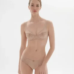 Simone PérèleSoutien-gorge avec armatures décolleté plongeantPeau- DELICE