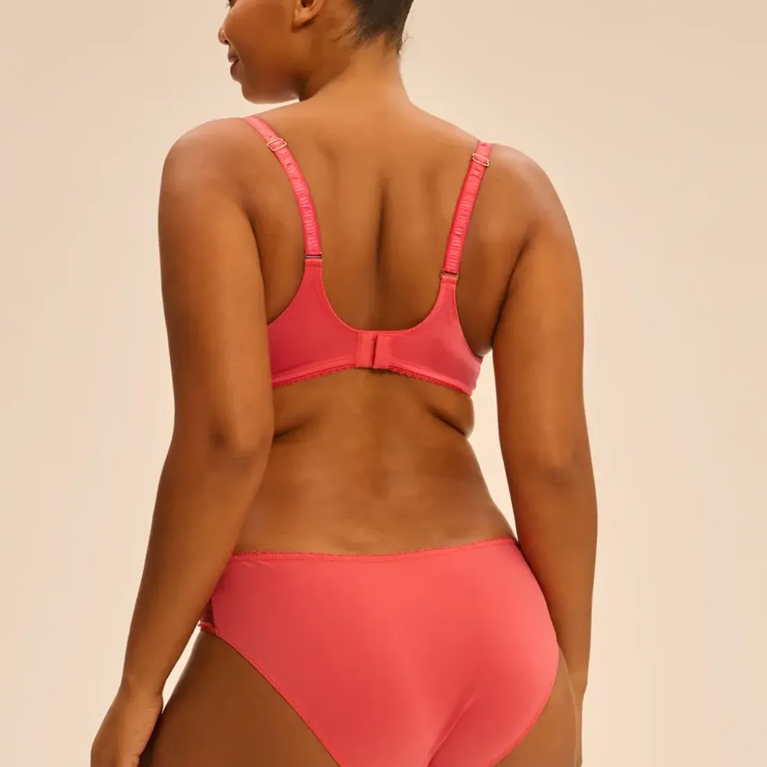 Simone PérèleSoutien-gorge avec armature emboitant Coralia- ALLURE