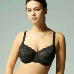 Simone PérèleSoutien-gorge Plongeant Armatures Rêve - Noir - REVE