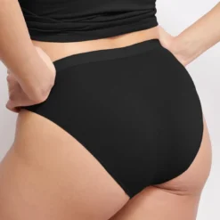 SloggiCulotte échancrée noire en coton-EVER Ease