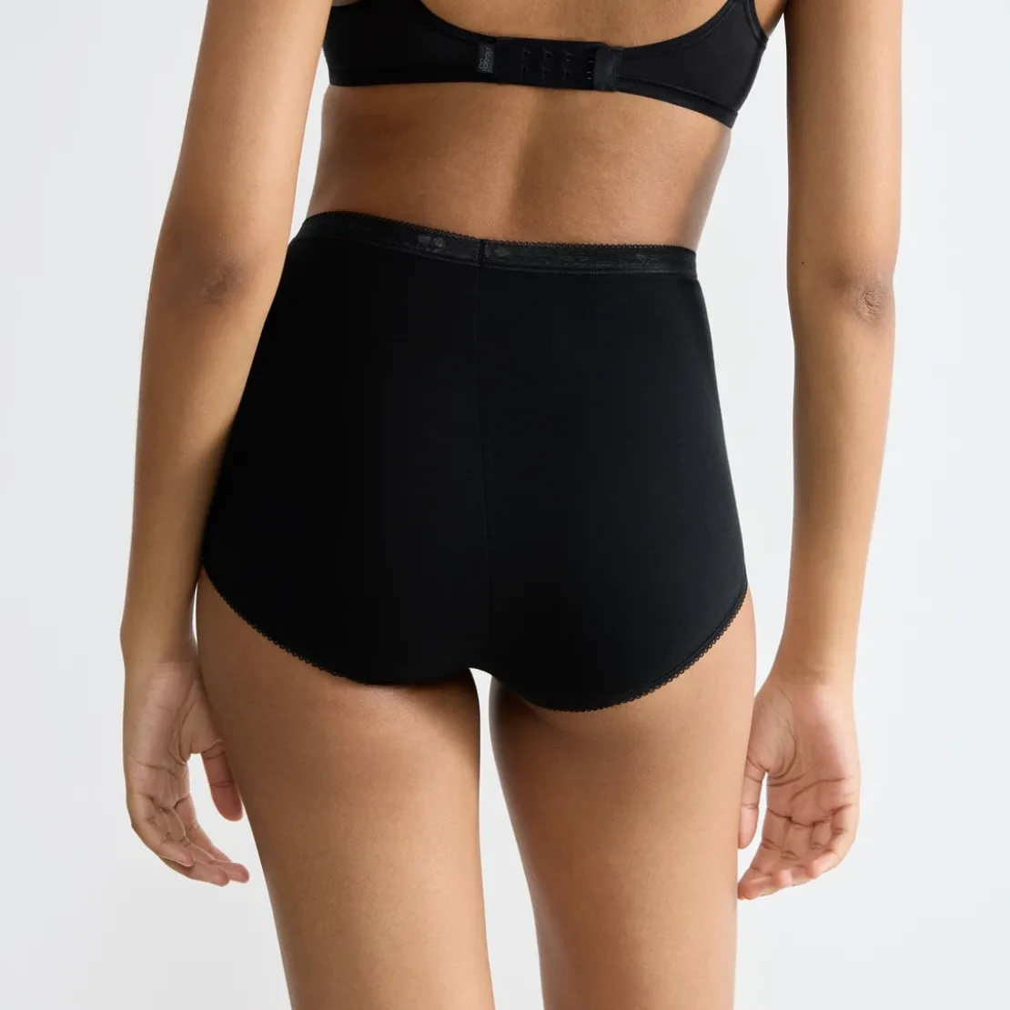 SloggiLot de 3 culottes taille haute noires en coton- Basic