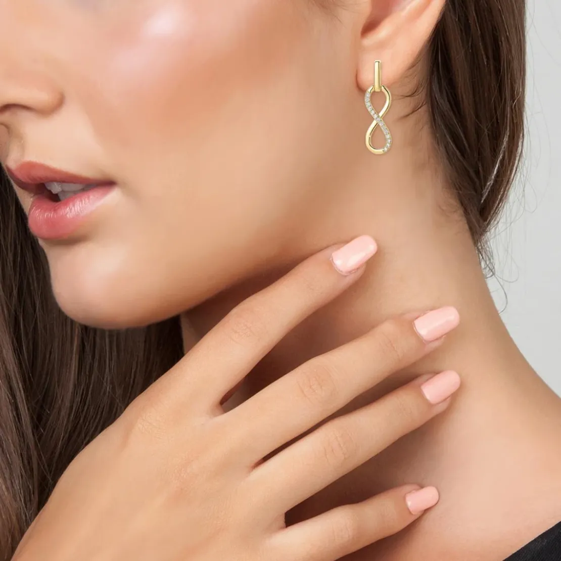 So Charm BijouxBoucles d'oreilles infini par So Charm® ornée de cristaux Swarovski® BS2111-DORE