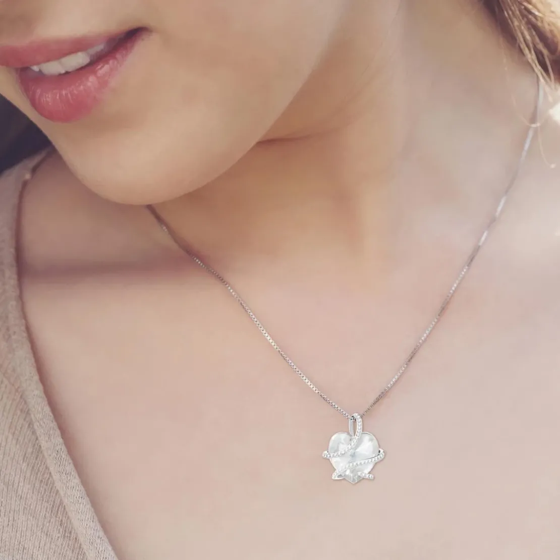 So Charm BijouxCollier coeur par So Charm® ornée de cristaux Swarovski® BS1409-CRYS