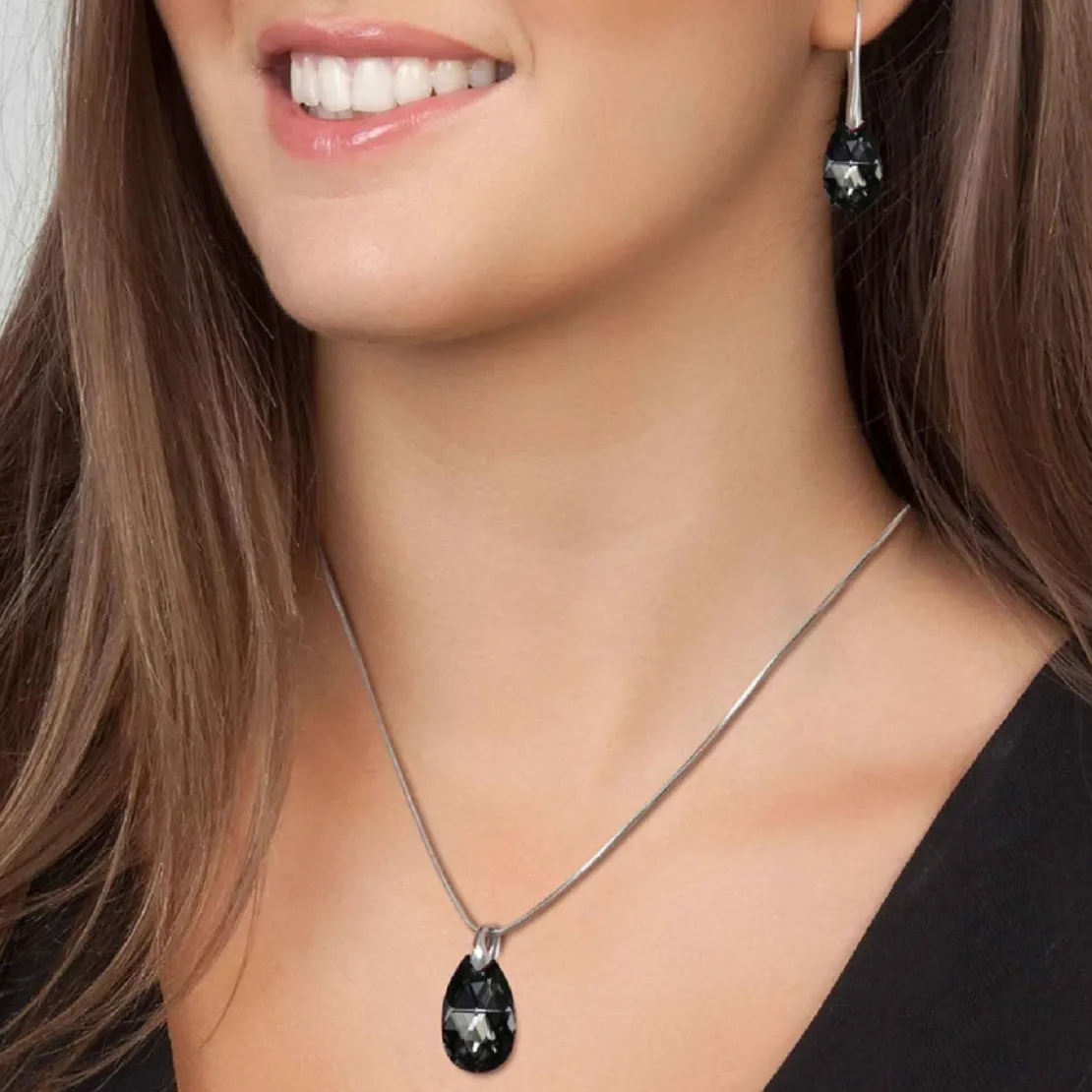 So Charm BijouxCollier et pendentif So Charm cristal goutte noire - Collier Femme