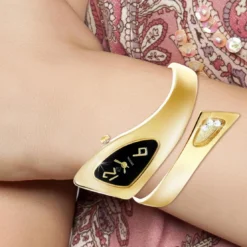 So Charm MontresMontre Bangle Par So Charm® ornée de cristaux Swarovski® MF001-DORE-SWARO