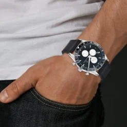 So Charm MontresMontre homme quartz noir MH265 par Pascal Szerman