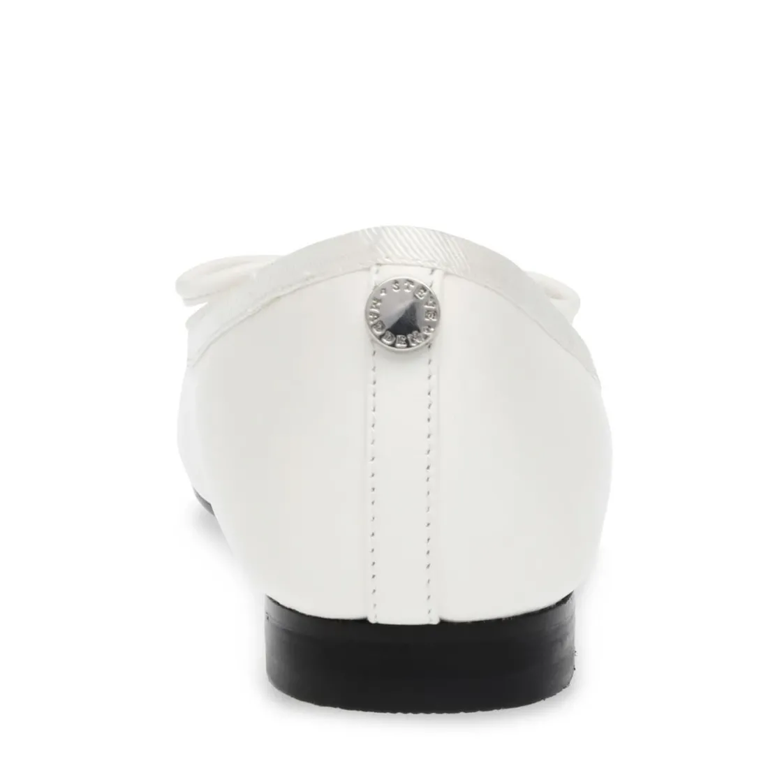 Steve MaddenBallerine en cuir blanc Ellison