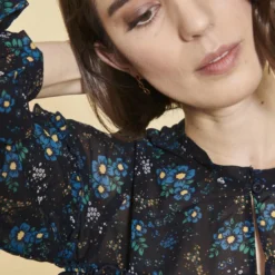 3 SUISSESBlouse imprimée à volants manches longues à nouer femme - Imprimé Bleu Indigo