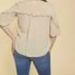 3 SUISSESBlouse manches 3/4 bouffantes et pompons femme - Beige Clair en viscose