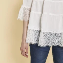 3 SUISSESBlouse manches 3/4 pans froncés et volants femme - écru blanc en viscose
