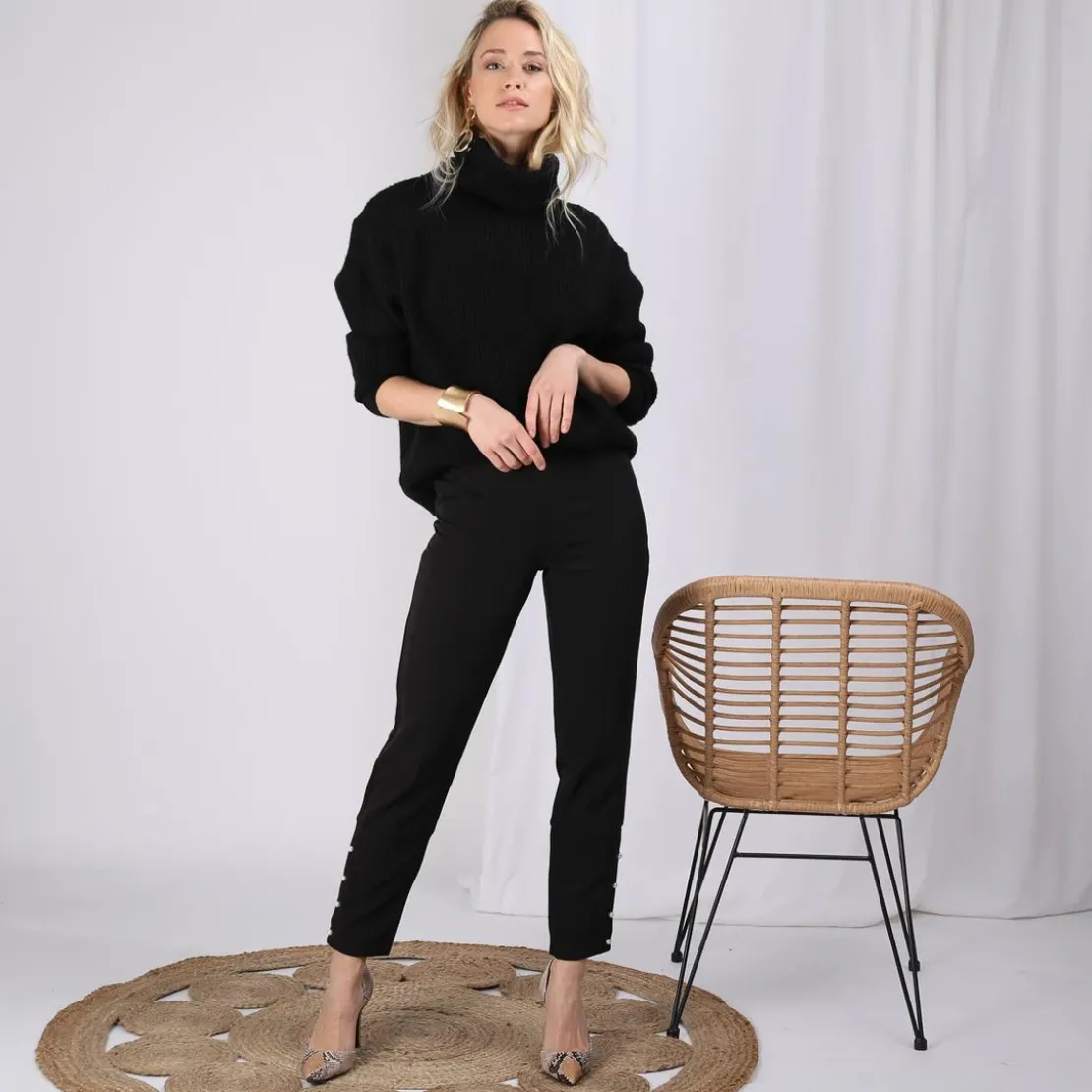3 SUISSESPantalon taille élastique bas fermés par perles fantaisie femme - Noir